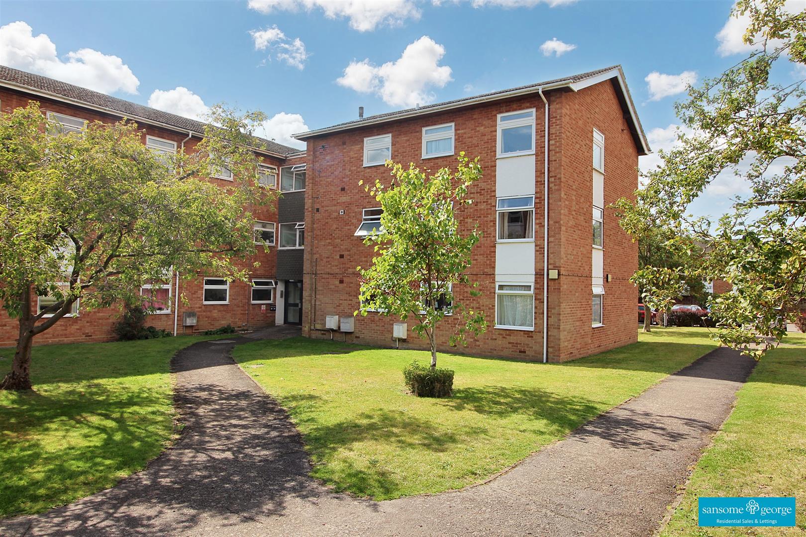 2 bed property in Bath Road, Reading